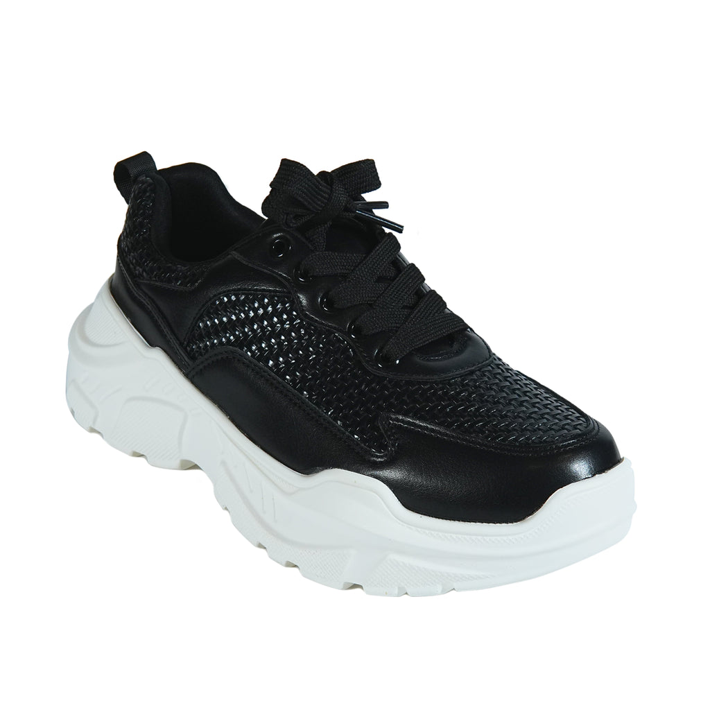 The Evolution of Sneakers: From Performance to Fashion Statement - Walkeaze